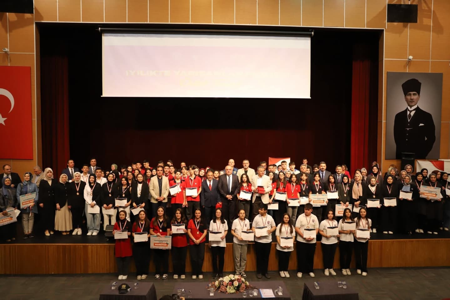 iyilikte-yarisiyoruz-projesi-1124