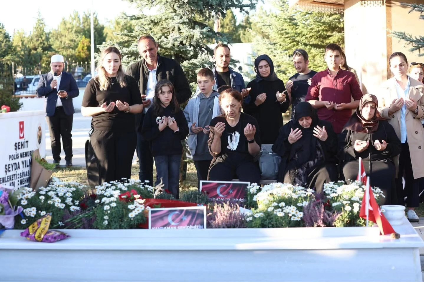 sehit-seyda-yilmaz-sehadet-yildonumunde-mezari-basinda-anildi-1204