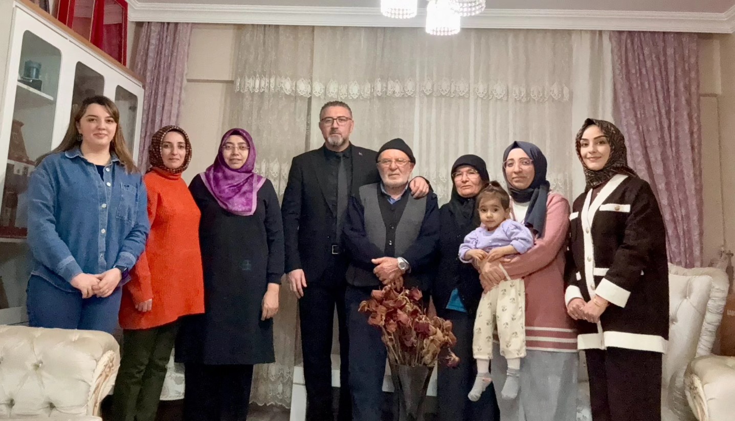 sehidimiz-enes-kocakin-ailesine-ziyaret-1343