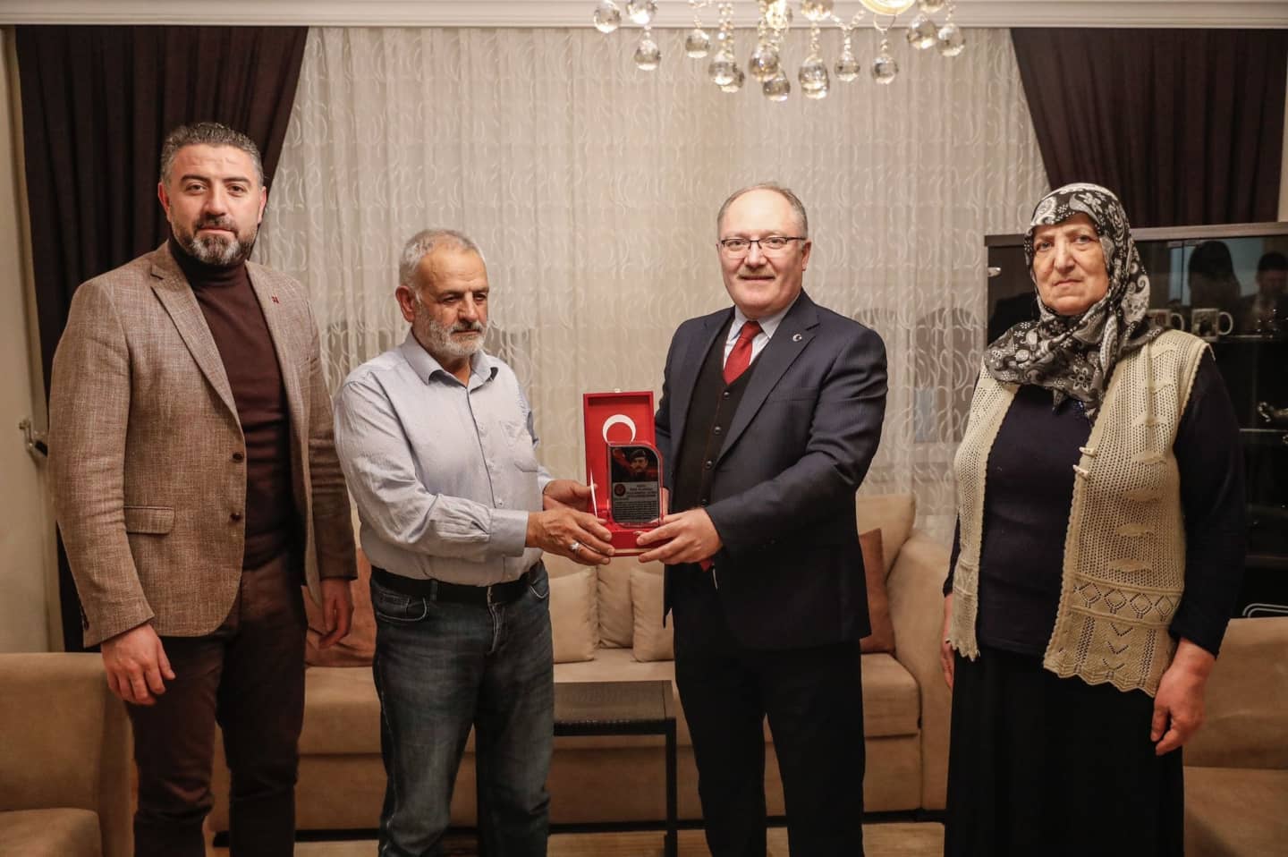sehidimiz-muhammed-demirin-ailesine-ziyaret