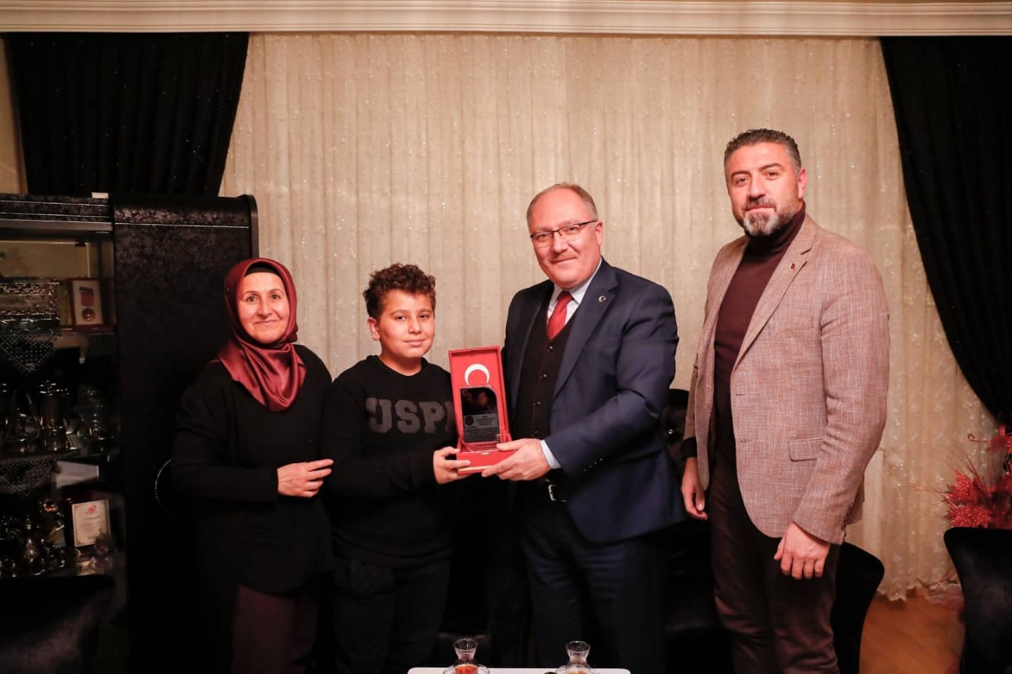 sehidimiz-serafettin-korkmazin-ailesine-ziyaret