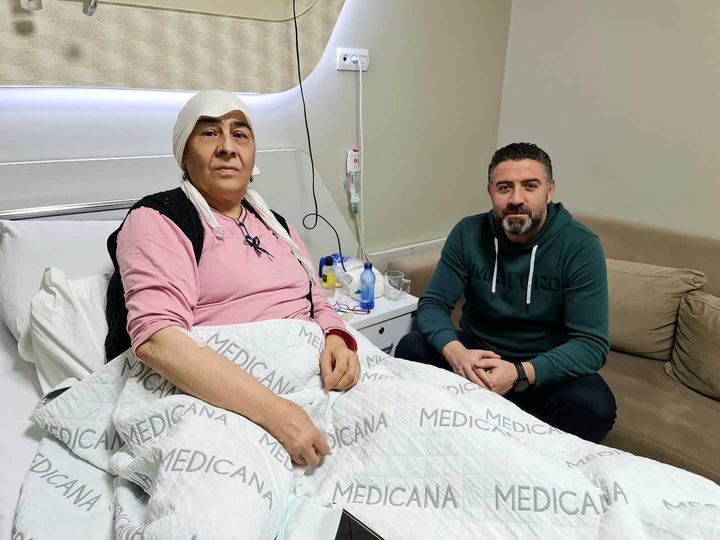 sehdmz-erdal-cetnn-annesne-gecms-olsun-zyaret