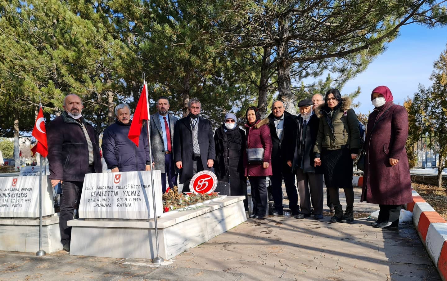 sehidimiz-cemalettin-yilmazi-kabri-basinda-andik