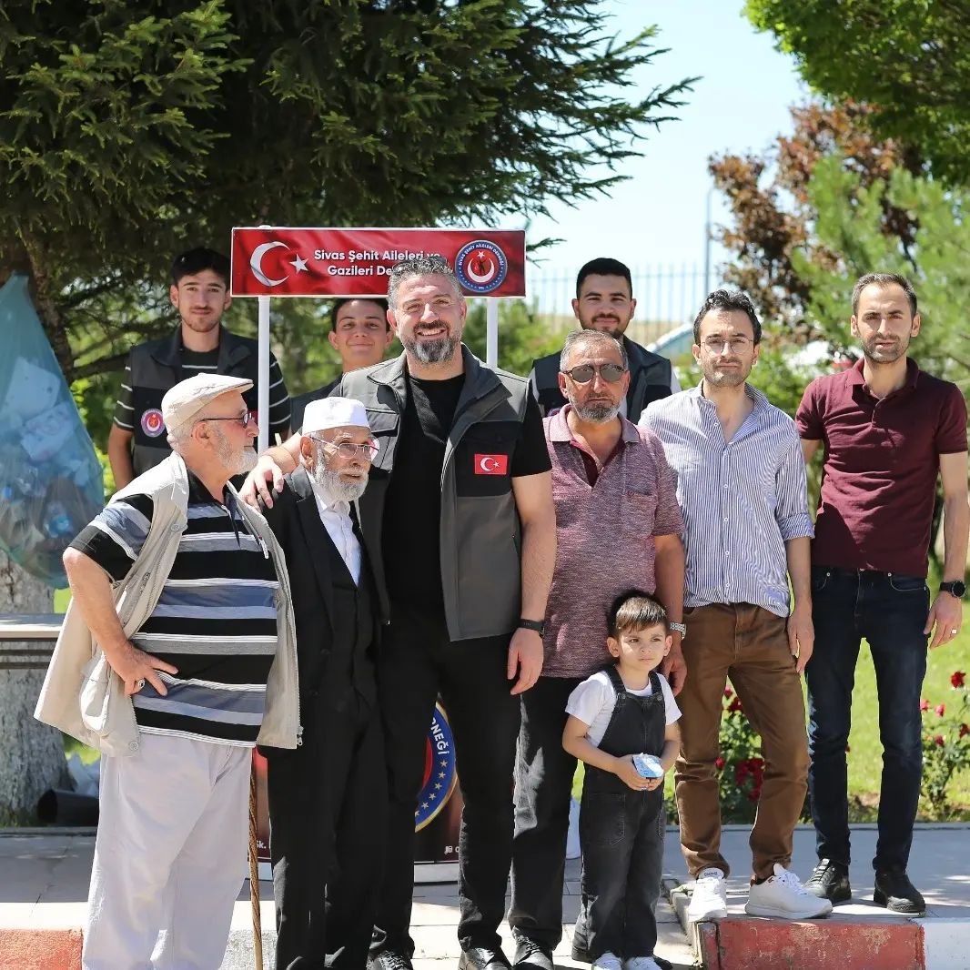 kurban-bayrami-oncesi-kuran-i-kerim-tilaveti-ve-lokma-dagitimi