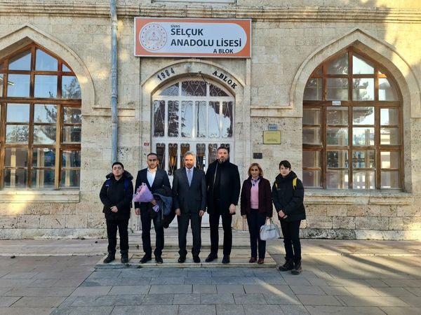 selcuk-anadolu-lisesine-ziyaret
