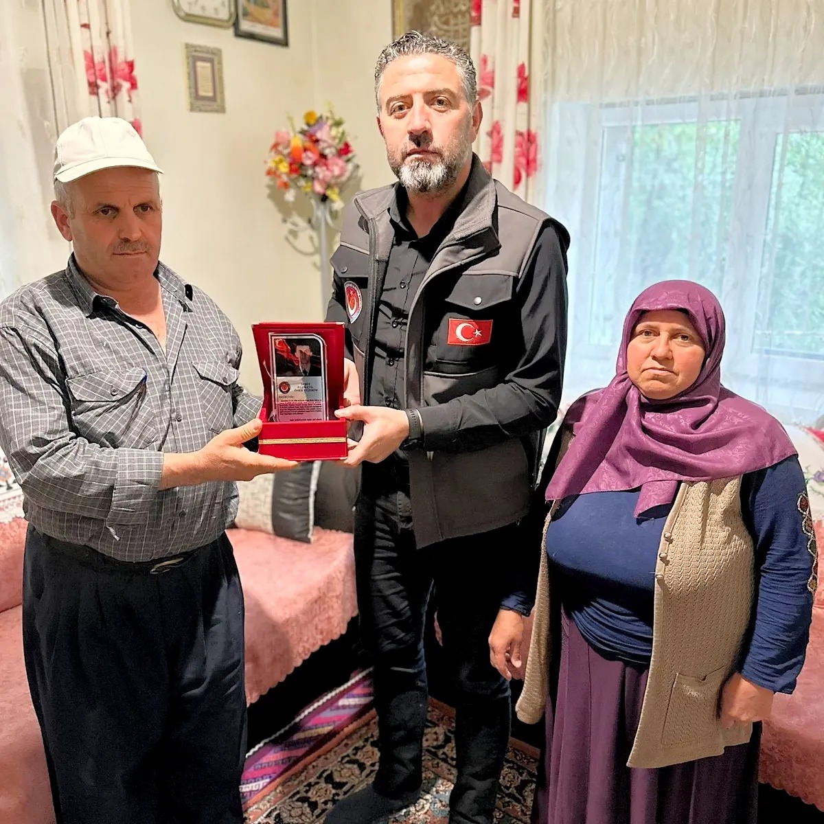 sehidimiz-omer-yildirimin-ailesine-ziyaret