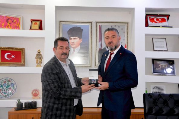 azerbaycan-milletvekili-sayin-ganire-pasheyevanin-dernegimize-hediyeleri