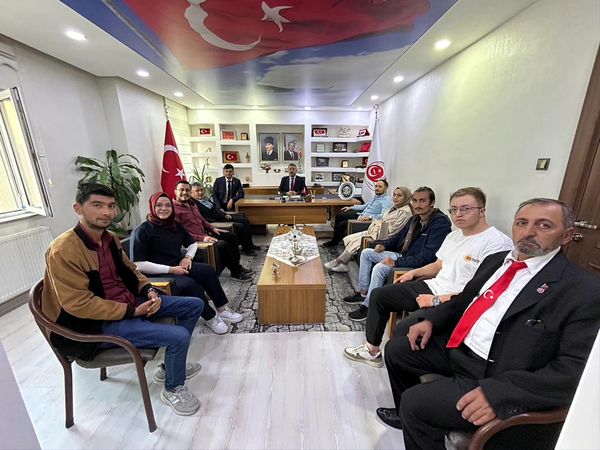 ak-parti-genclik-kollari-teskilatinin-19-eylul-gaziler-gunu-dolayisi-ile-dernegimize-ziyareti