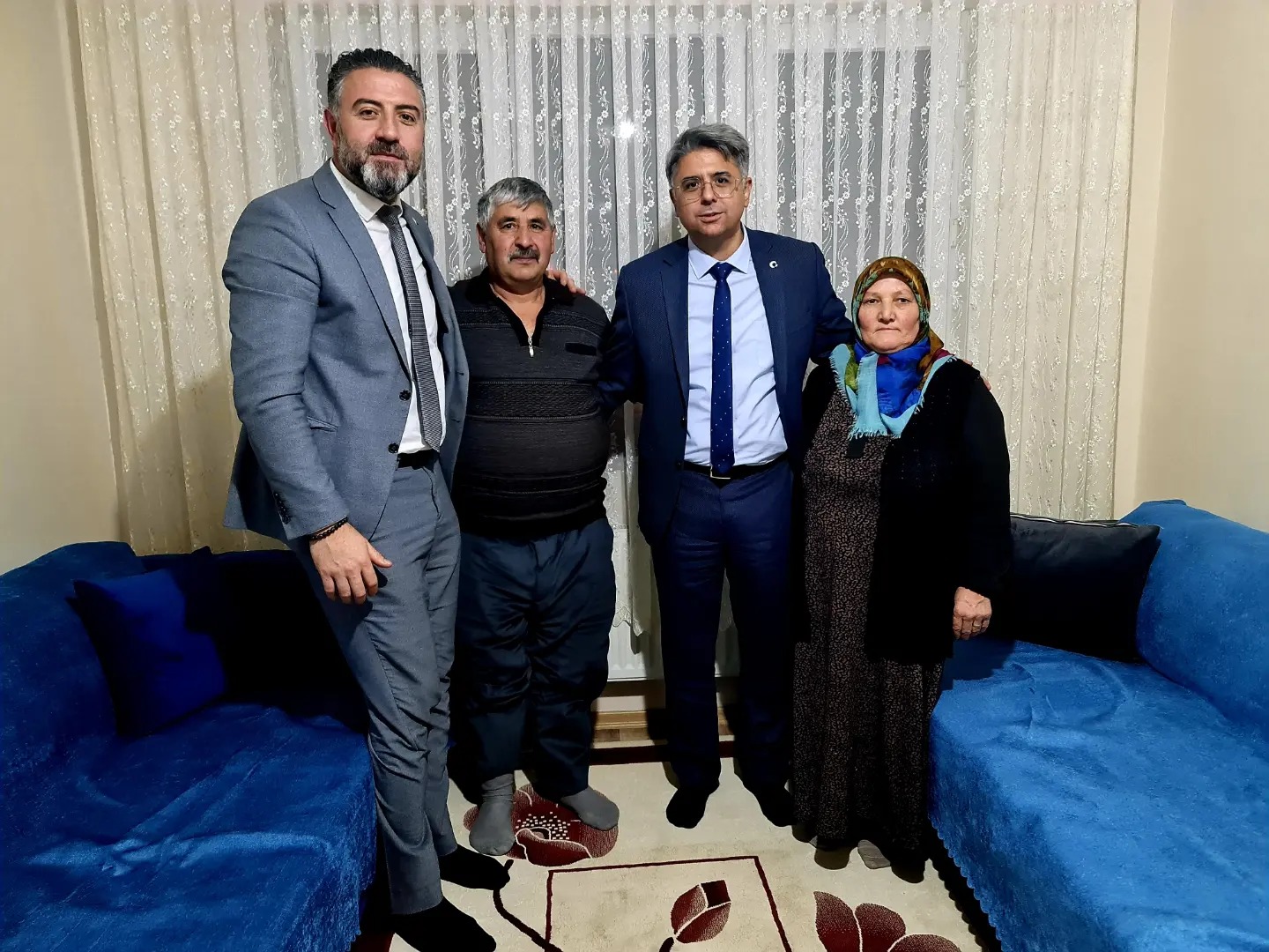 sehdmz-ozkan-lalenn-alesne-zyaret-
<div style=