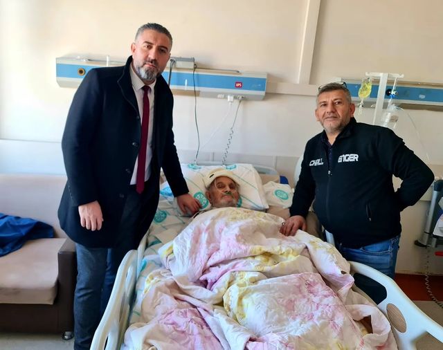sehidimiz-sadi-kuzpinarin-babasi-mahmut-kuzpinara-gecmis-olsun-ziyareti-638