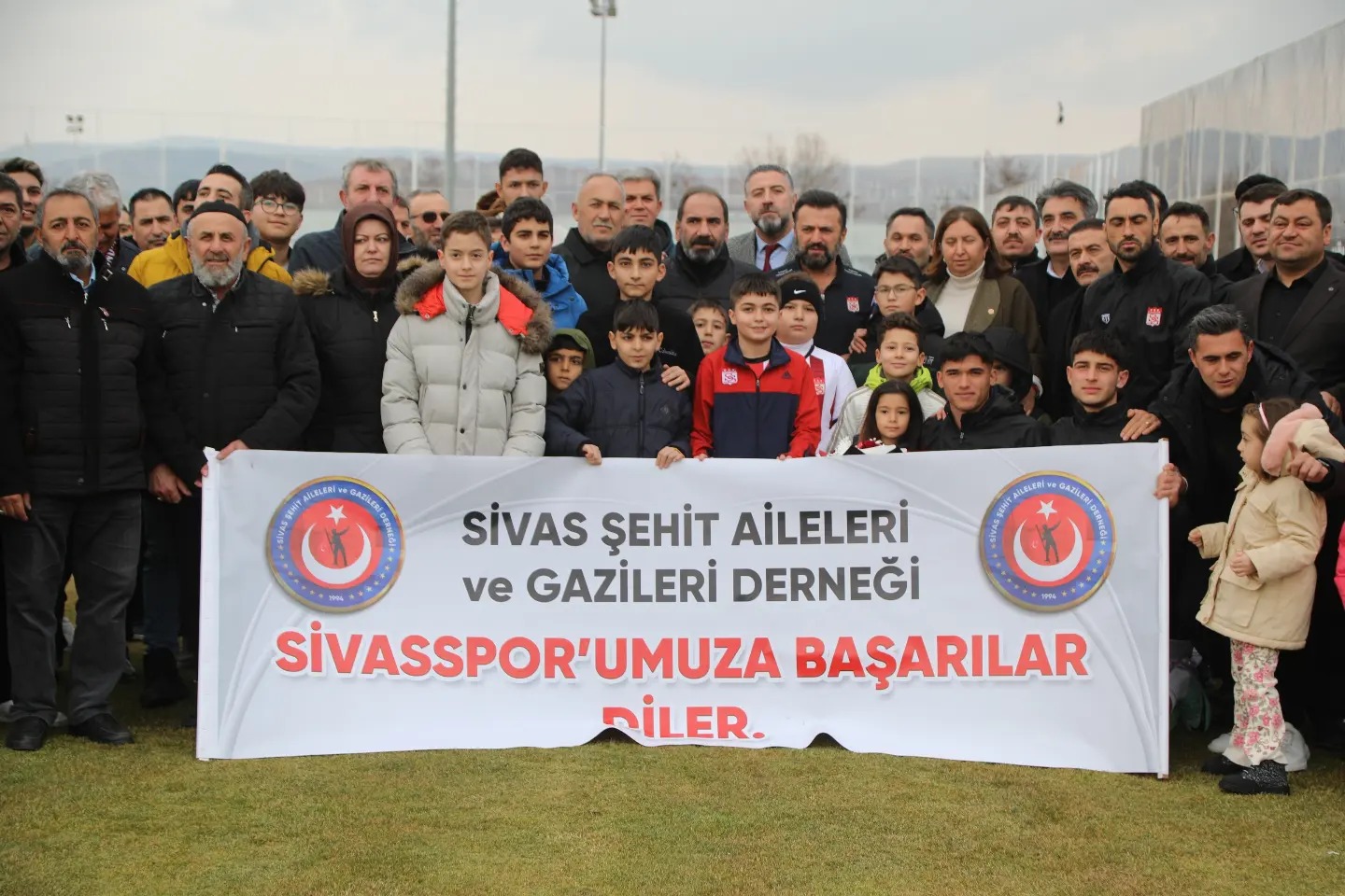 ailelerimiz-ile-sivassporu-ziyaret-ettik-
<div style=