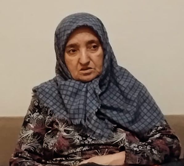 sehidimiz-necmi-gultepenin-annesi-fatma-gultepe-vefat-etmistir-
<div style=