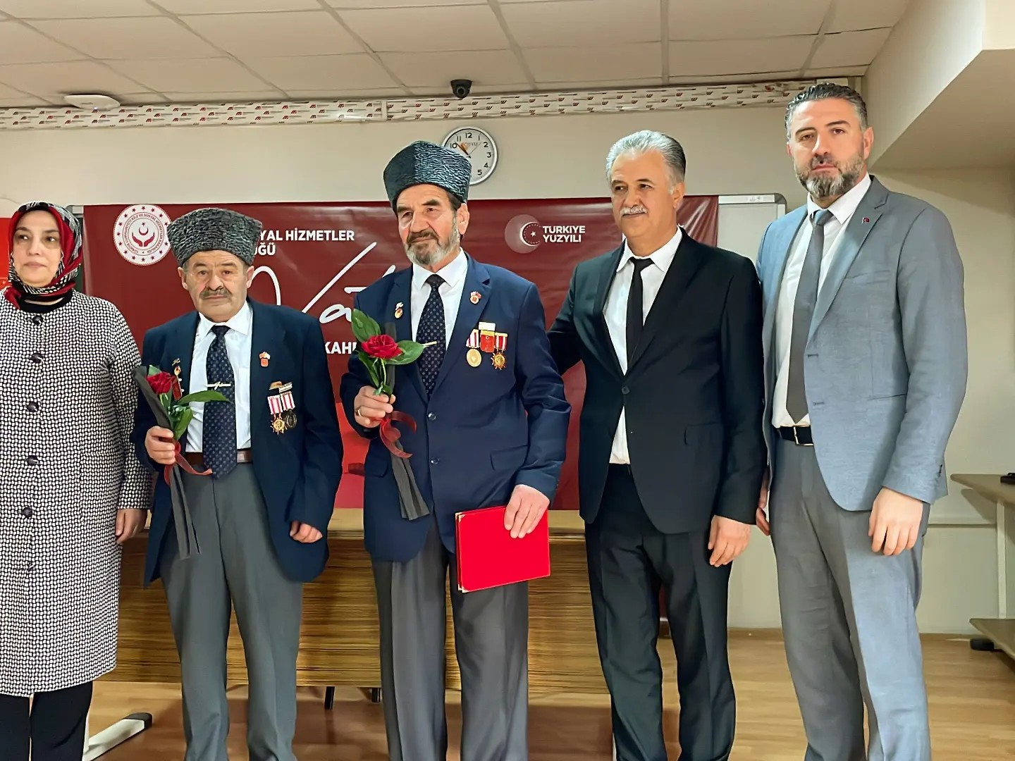 vatan-ve-kahramanlik-bulusmalari-
<div style=