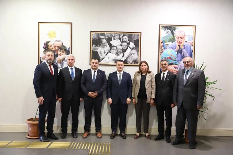 ak-parti-merkez-sosyal-politikalar-genel-baskan-yardimcisi-levent-ali-yildizi-ziyaret-688