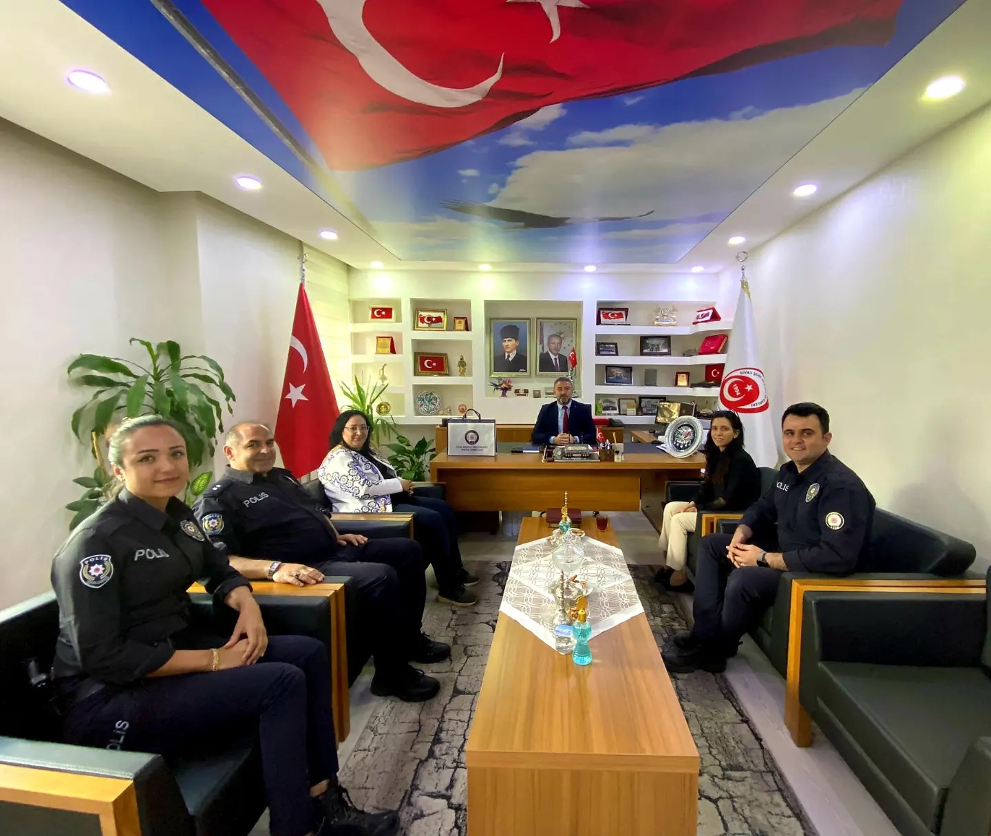 sivas-il-emniyet-mudurlugunun-dernegimize-ziyareti-740