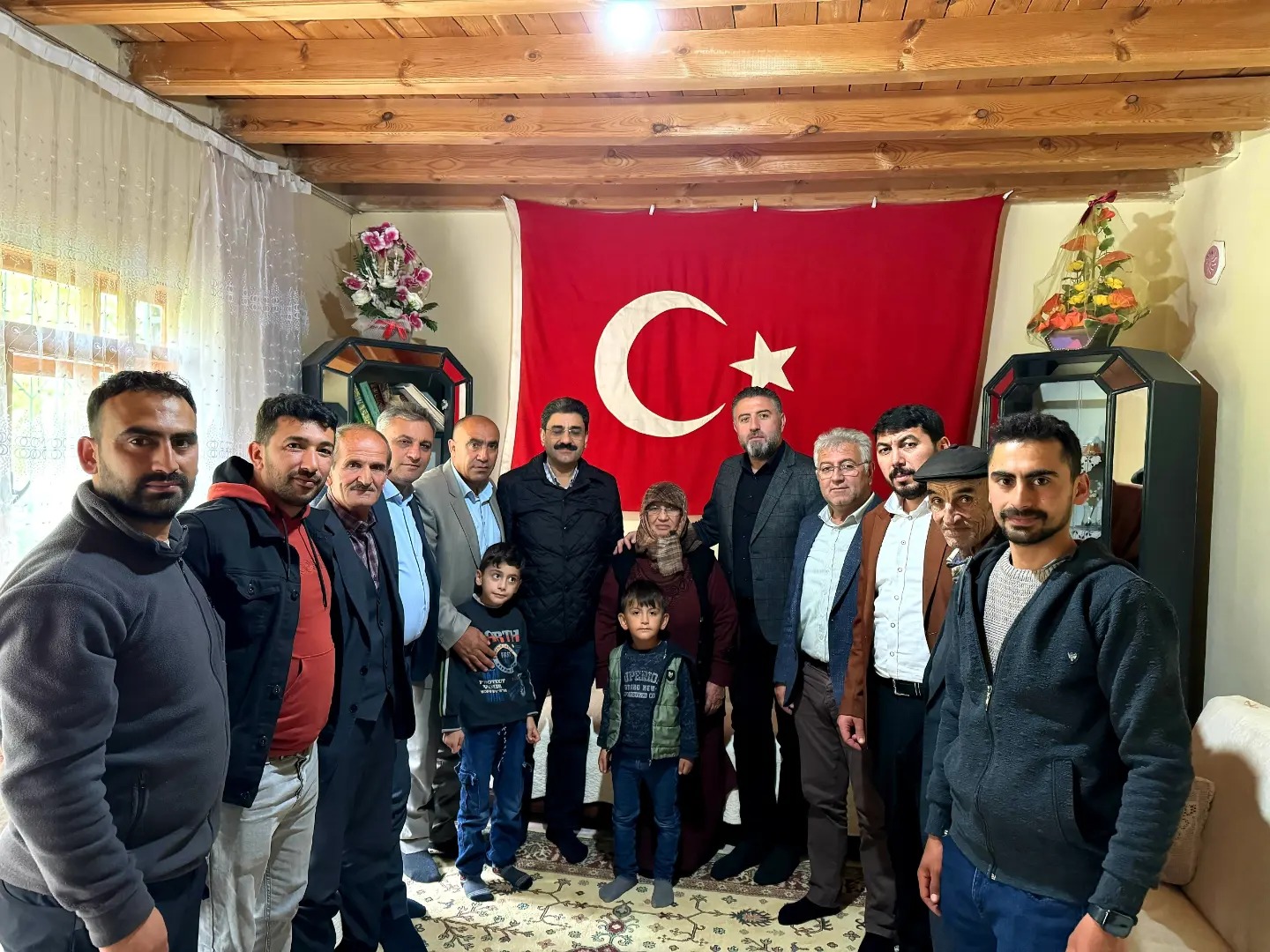 sehidimiz-muharrem-paslikilicin-ailesine-ziyaret-765