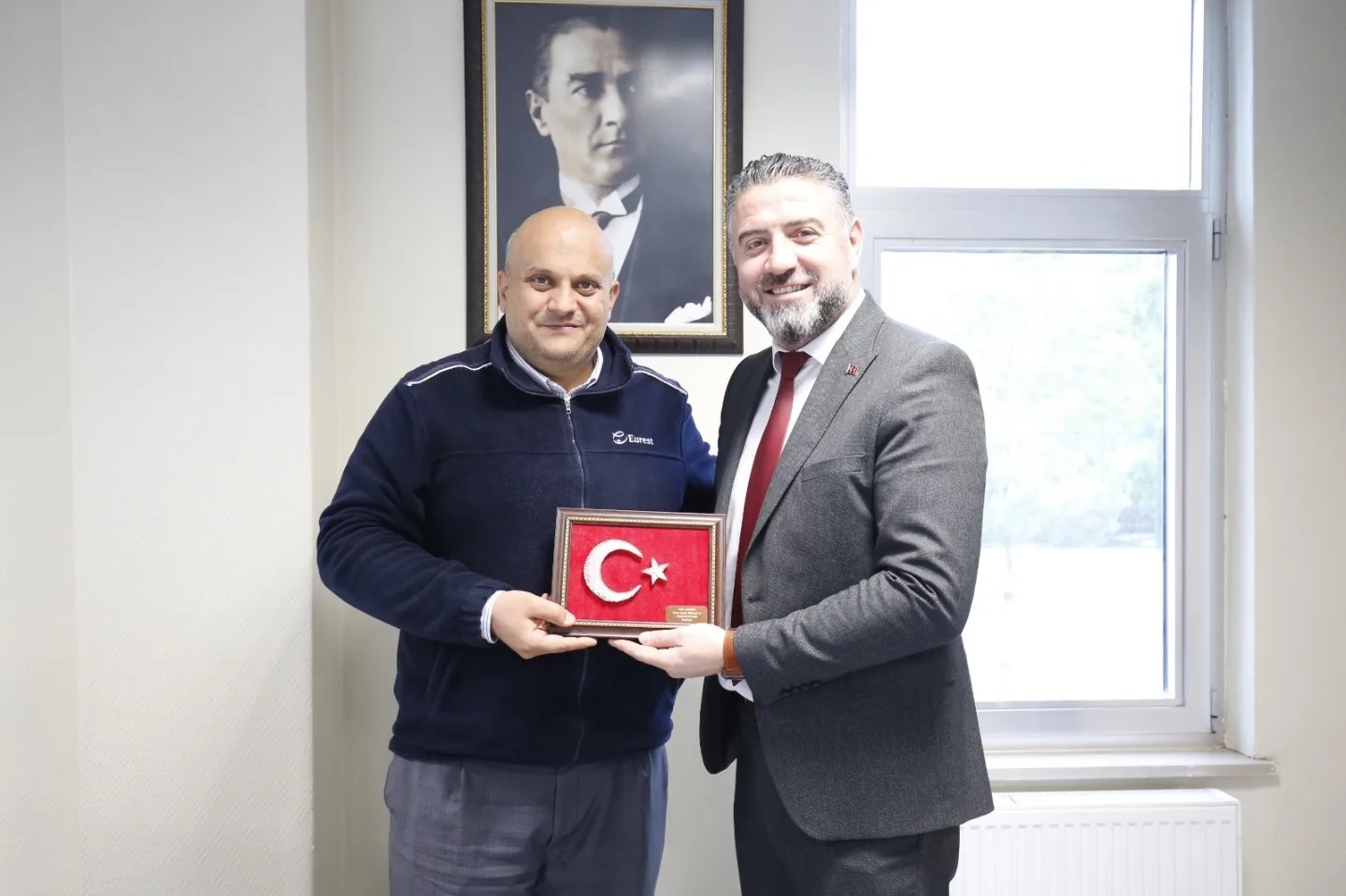 sehidimiz-izzet-celebinin-ailesine-ziyaret-777