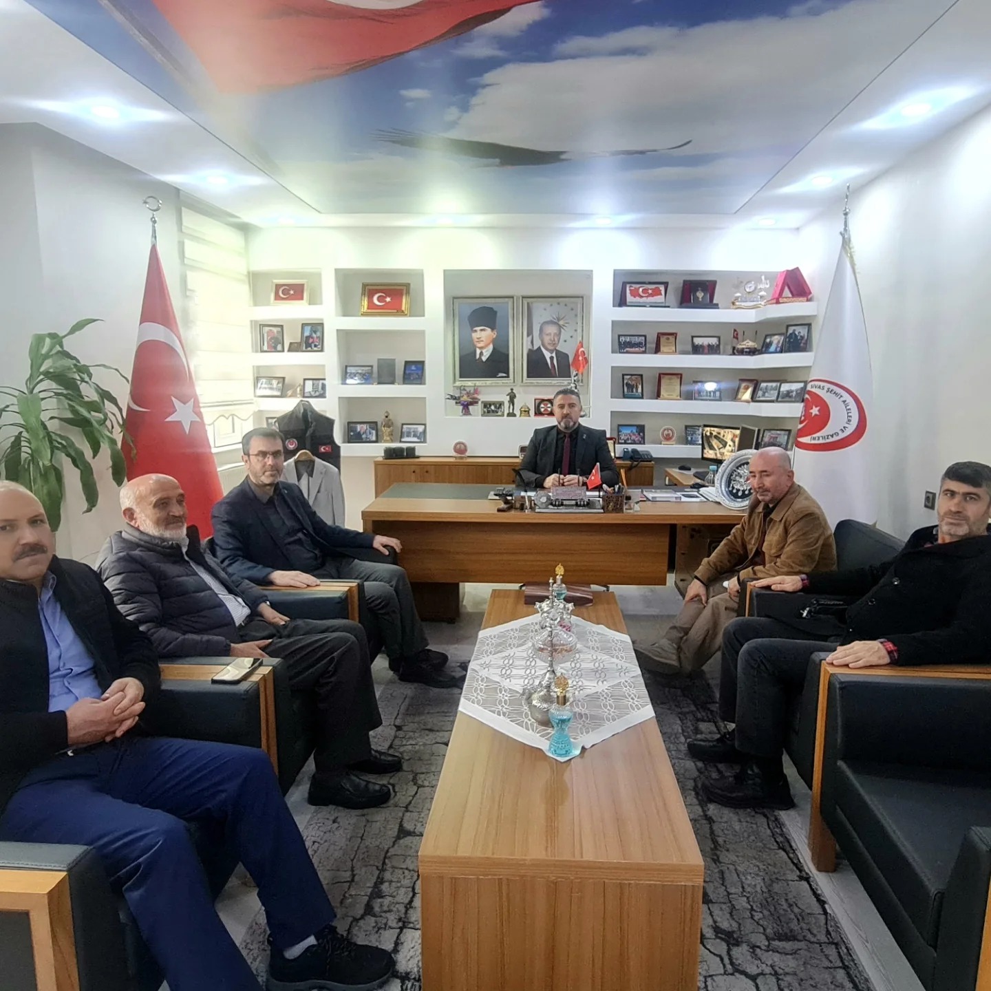 sivas-ak-parti-merkez-ilce-baskani-rufet-arslanin-dernegimize-ziyareti-968